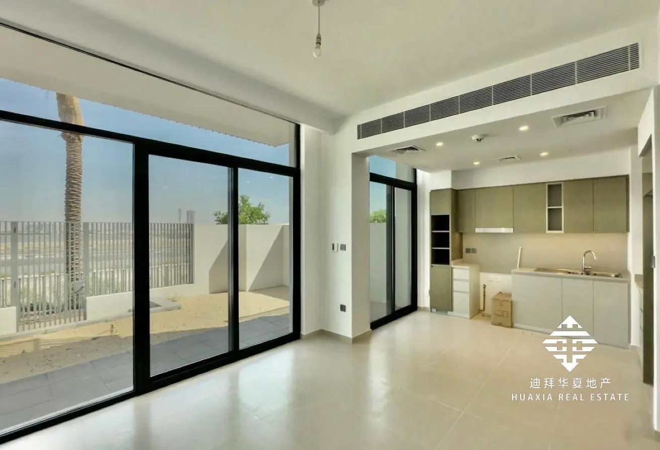 155508105 - Property Main Image