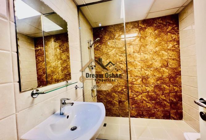 76585679 - Property Image 3