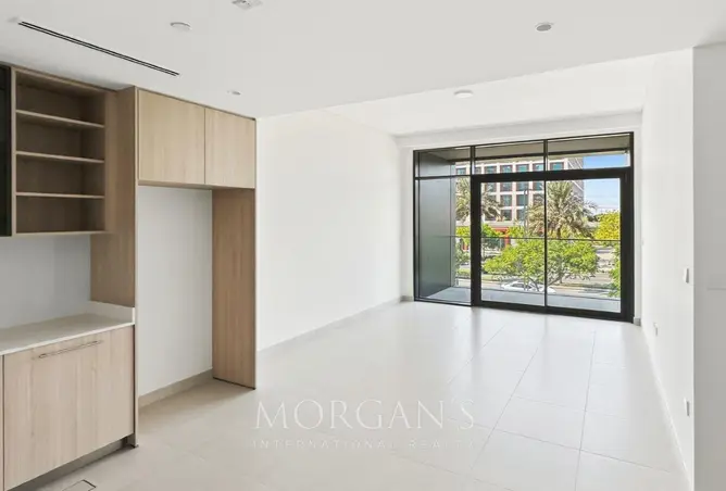 156008835 - Property Image 3
