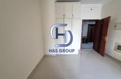 Apartment - Studio - 1 Bathroom for rent in Muwailih Building - Muwaileh - Sharjah