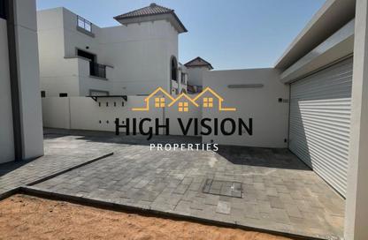 Villa - 4 Bedrooms - 5 Bathrooms for rent in Fay Alreeman - Al Shamkha - Abu Dhabi Villa - 4 Bedrooms - 5 Bathrooms for rent in Fay Alreeman - Al Shamkha - Abu Dhabi
