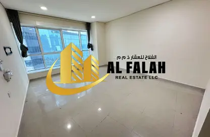 شقة - 1 حمام للايجار في شارع التعاون - التعاون - الشارقة