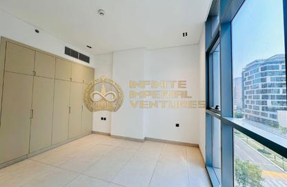 Whole Building - 2 - 3 for rent in Ayhaco 7 - Jumeirah Garden City - Al Satwa - Dubai