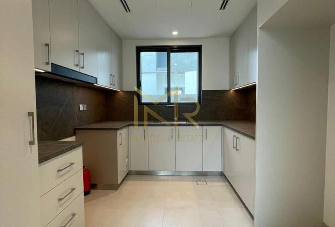 74240553 - Property Image 2