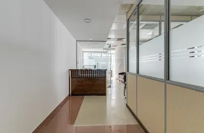 مكتب للايجار في القمة - الخليج التجاري - دبي