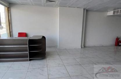 Shop - Studio - 1 Bathroom for rent in Muweileh Community - Muwaileh Commercial - Sharjah