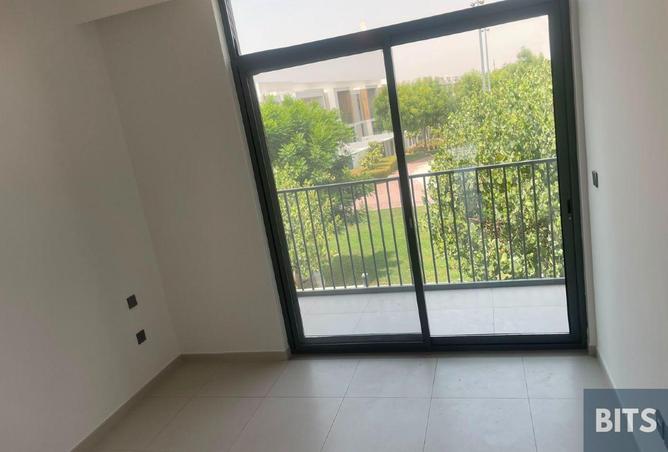 124281157 - Property Image 3