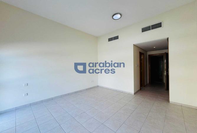 127013789 - Property Image 2