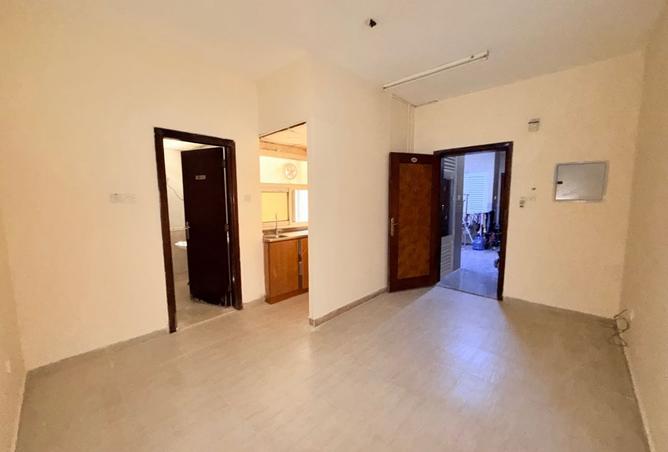 132527300 - Property Main Image
