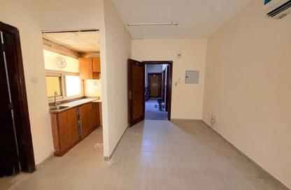 Apartment - Studio - 1 Bathroom for rent in Fire Station Road - Muwaileh - Sharjah