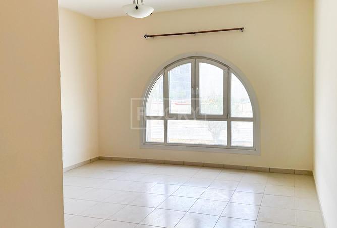 74251336 - Property Image 3