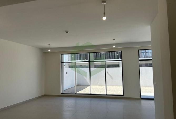 76586019 - صورة العقار 2