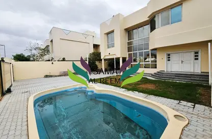 فيلا - 4 غرف نوم - 4 حمامات للايجار في فلل الجميرا 2 - جميرا 2 - جميرا - دبي