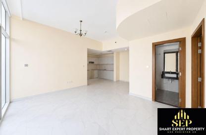 Apartment - 1 Bedroom - 2 Bathrooms for rent in Millennium Binghatti Residences - Business Bay - Dubai