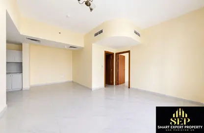Apartment - 1 Bedroom - 2 Bathrooms for rent in Millennium Binghatti Residences - Business Bay - Dubai