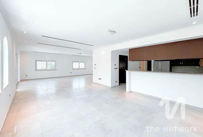 67824292 - Property Image 3