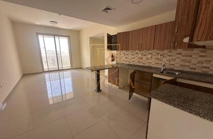 Apartment - 1 Bedroom - 2 Bathrooms for rent in MRK 2 SBK - Al Muteena - Deira - Dubai