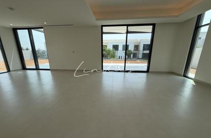Villa - 4 - 5 for rent in Elie Saab 2 - Elie Saab - Arabian Ranches 3 - Dubai Villa - 4 - 5 for rent in Elie Saab 2 - Elie Saab - Arabian Ranches 3 - Dubai