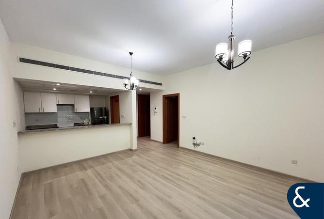 74257649 - Property Image 2