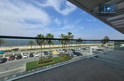 Apartment - 2 Bedrooms - 3 Bathrooms for rent in The 8 - The Crescent - Palm Jumeirah - Dubai