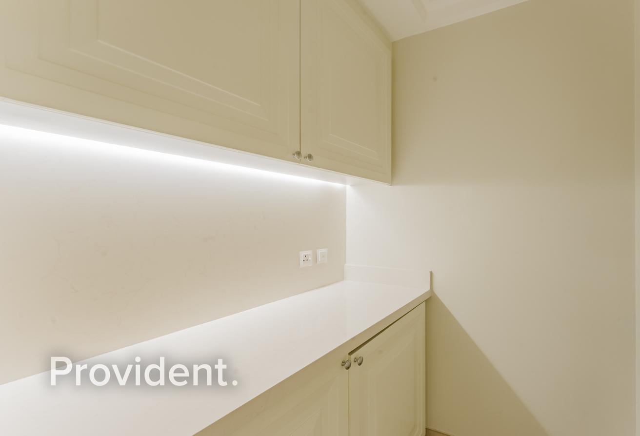 Best Price | Bills Included | Full Burj View photo 8