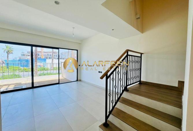 140572806 - Property Image 2