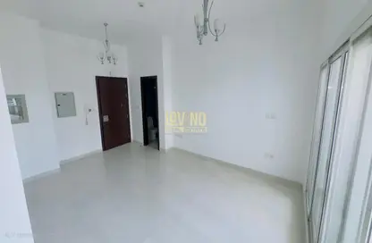 شقة - غرفة نوم - 2 حمامات للايجار في تلال السيليكون 2 - تلال السيليكون - واحة دبي للسيليكون - دبي