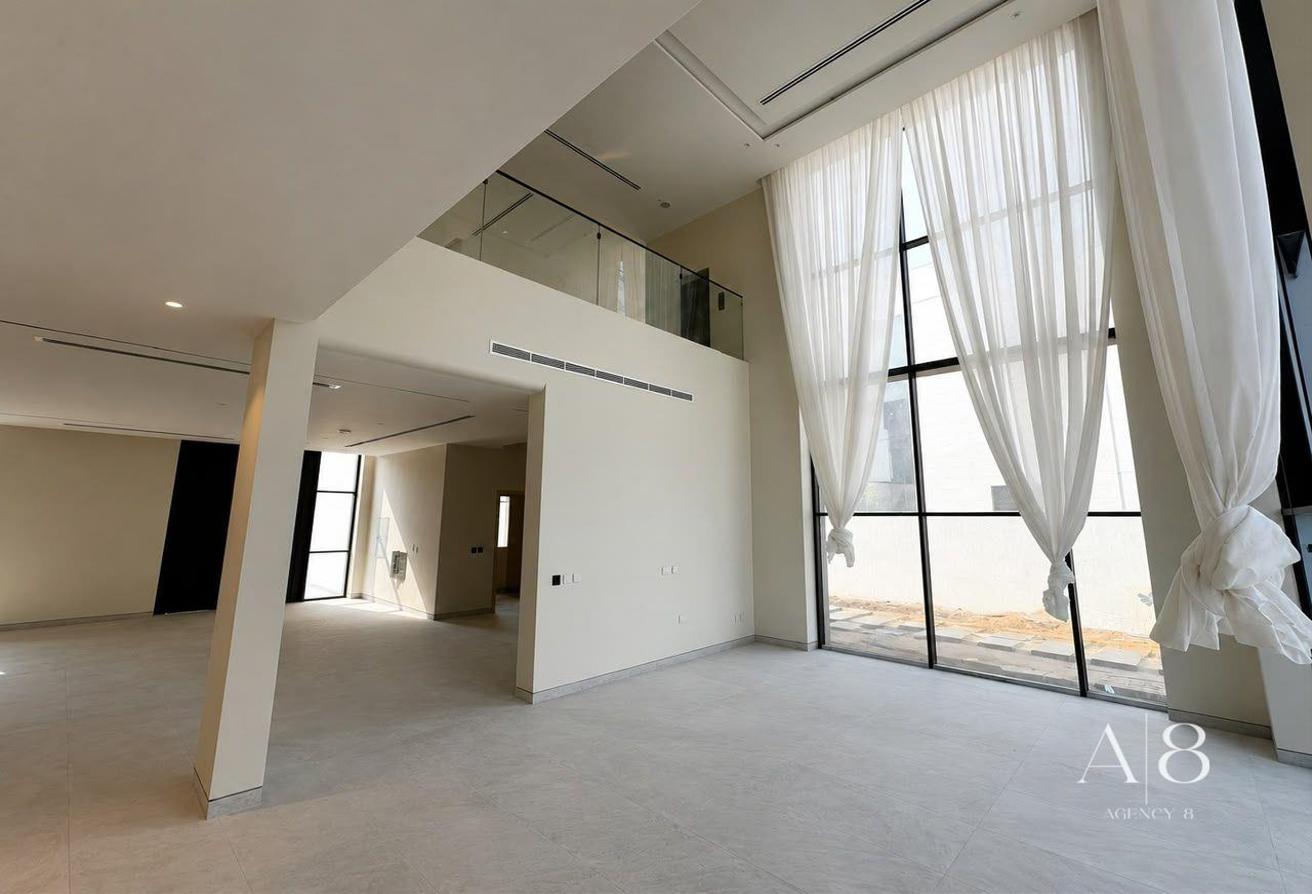 Custom Build | Luxury Villa | Views photo 4