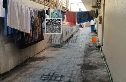 سكن عمال - استوديو - 5 حمامات للايجار في بناء المزون 1 - المنطقة الصناعية رقم 6 - المنطقة الصناعية بالشارقة - الشارقة