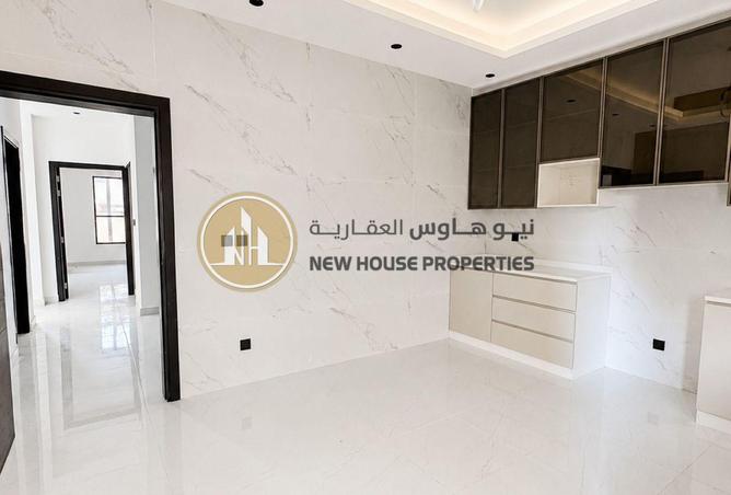 131566480 - Property Image 3