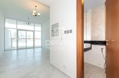 شقة - 1 حمام للايجار في ميلينيوم بن غاطي ريزيدنسز - الخليج التجاري - دبي