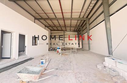 Warehouse - Studio for rent in Emirates Industrial City - Sharjah