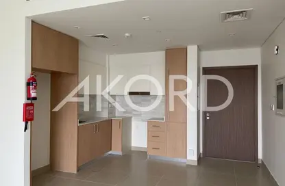 Apartment - 2 Bedrooms - 2 Bathrooms for sale in Seagate Building 3 - Seagate - Mina Rashid - Dubai