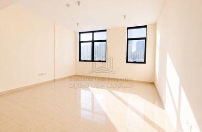 Apartment - 1 - 1 for rent in Hamdan Street - Abu Dhabi Apartment - 1 - 1 for rent in Hamdan Street - Abu Dhabi