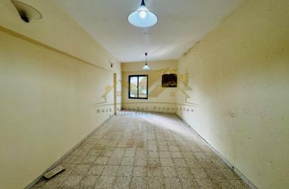 Apartment - 2 - 2 for rent in Al Raffa - Bur Dubai - Dubai