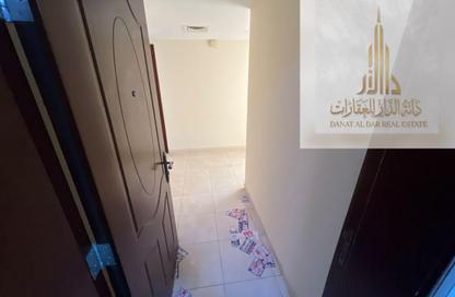 شقة - 2 - 2 للايجار في بناية النخيل - الروضة 1 - الروضة - عجمان