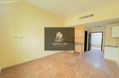 Apartment - Studio - 1 Bathroom for rent in Muwailih Building - Muwaileh - Sharjah Apartment - Studio - 1 Bathroom for rent in Muwailih Building - Muwaileh - Sharjah