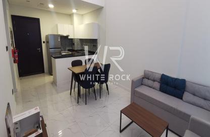 Apartment - 2 Bedrooms - 2 Bathrooms for rent in The Gate - Masdar City - Abu Dhabi