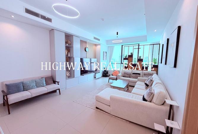 124712010 - Property Image 3