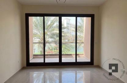 Villa - 4 - 5 for rent in Legacy Nova Villas - District 9 - Jumeirah Park - Dubai