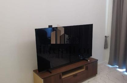 Apartment - Studio - 1 for rent in The Gate - Masdar City - Abu Dhabi