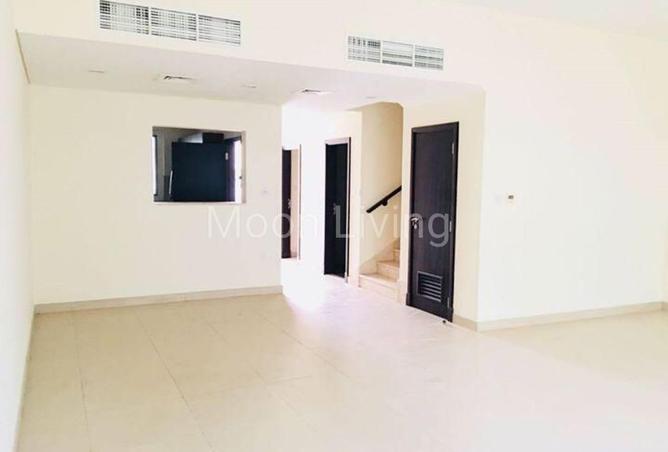 88743070 - Property Image 2