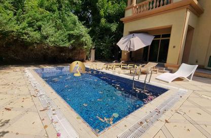 Villa - 4 - 5 for rent in Cluster 24 - Jumeirah Islands - Dubai