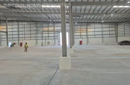 مستودع - استوديو - 1 حمام للايجار في أم الثعوب - أم القيوين