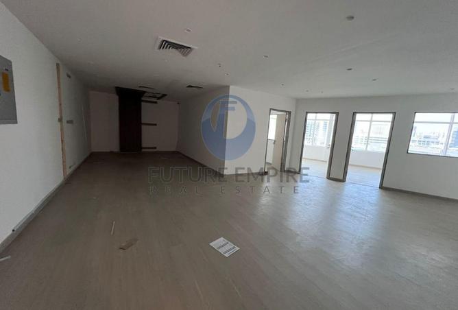 77372542 - Property Main Image