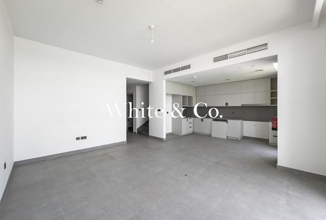 83212445 - Property Image 3