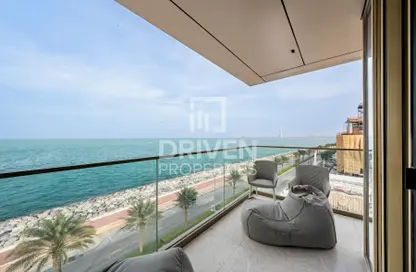 Apartment - 3 Bedrooms - 4 Bathrooms for sale in Ellington Beach House - The Crescent - Palm Jumeirah - Dubai