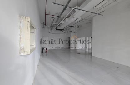 Retail - Studio - 1 Bathroom for rent in Vincitore Palacio - Arjan - Dubai