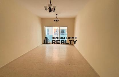 Apartment - 1 Bedroom - 2 Bathrooms for rent in Al Bandary Twin Towers - Al Khan - Sharjah