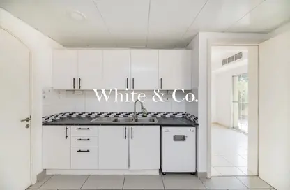 فيلا - 3 غرف نوم - 3 حمامات للايجار في الينابيع 14 - الينابيع - دبي